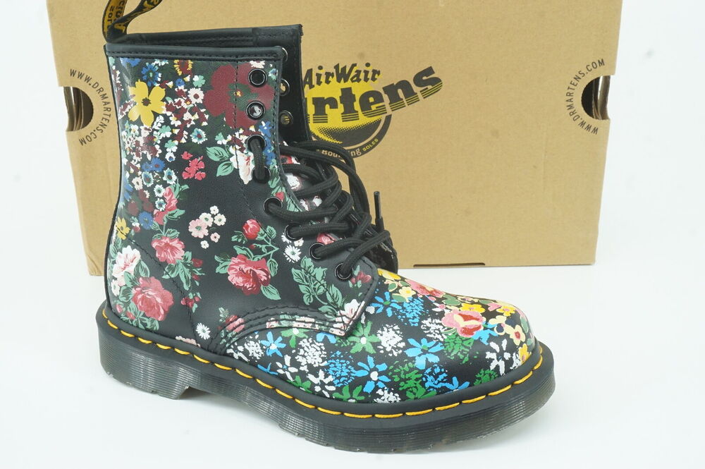Doc Martens Pascal 1460 combat ankle boots size 5 M laces Floral Dr. Womens